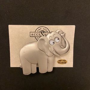 JJ Jonette Elephant Brooch Moving Eyes & Head